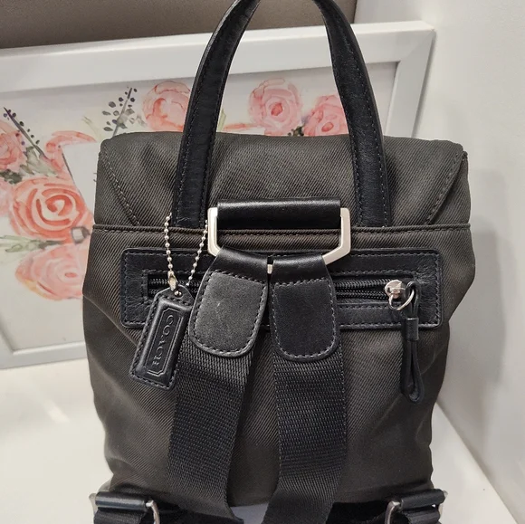 🖤Vintage Y2K Coach D3J-7441 Nylon & Leather Trim Adjustable Backpack 🖤 - Picture 10 of 16